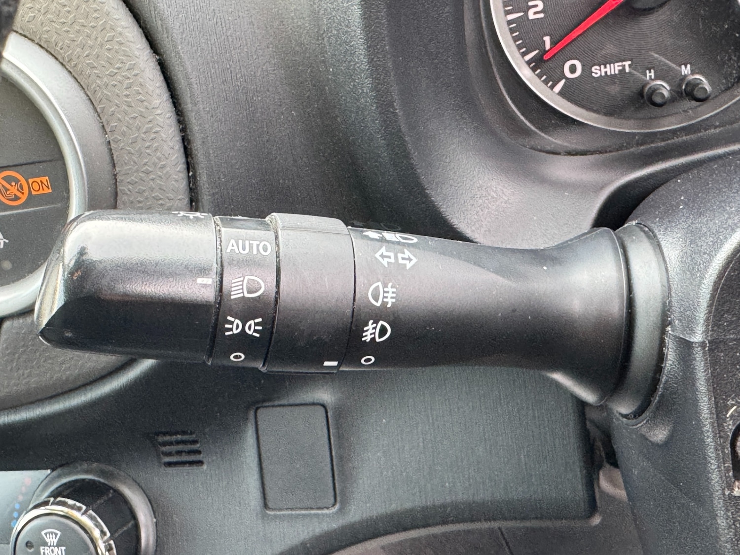 Used Toyota Yaris 2014 for sale - 76159261: Photo 29