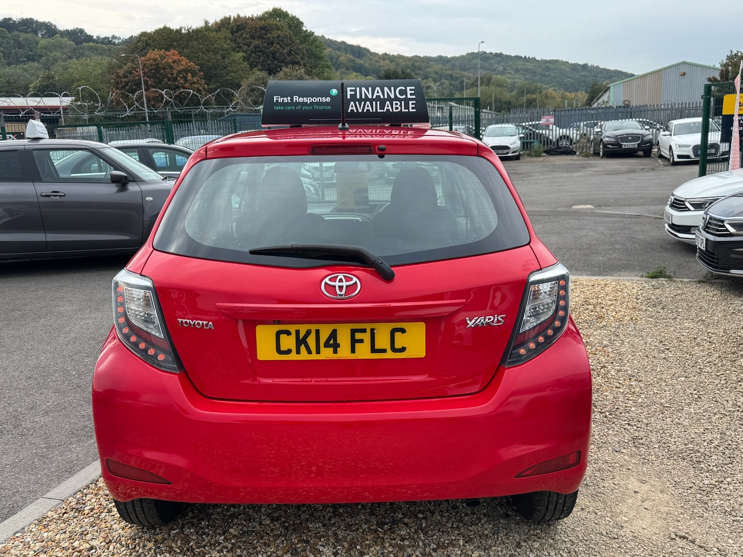 Used Toyota Yaris 2014 for sale - 76159261: Photo 46
