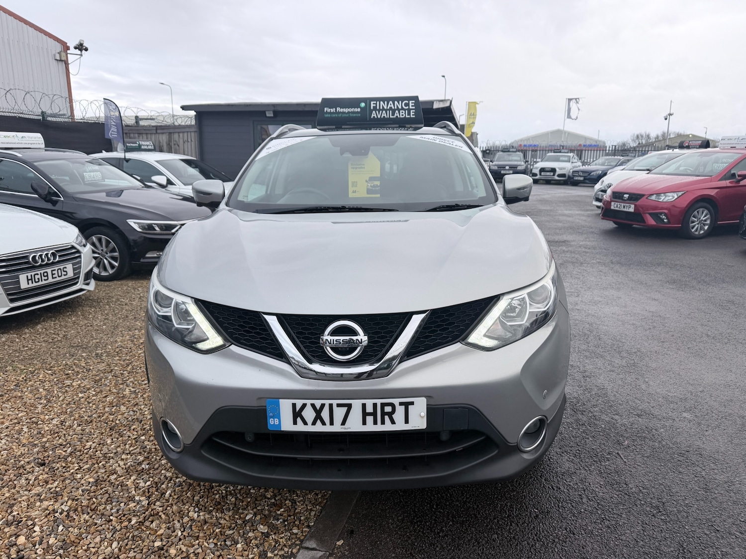 Used Nissan Qashqai 2017 for sale - 77902846: Photo 2
