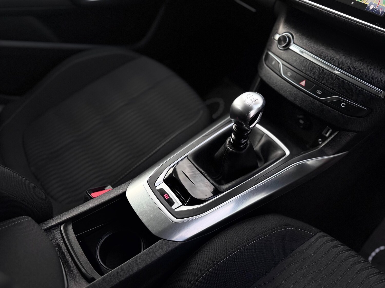 Used Peugeot 308 2014 for sale - 77846242: Photo 36