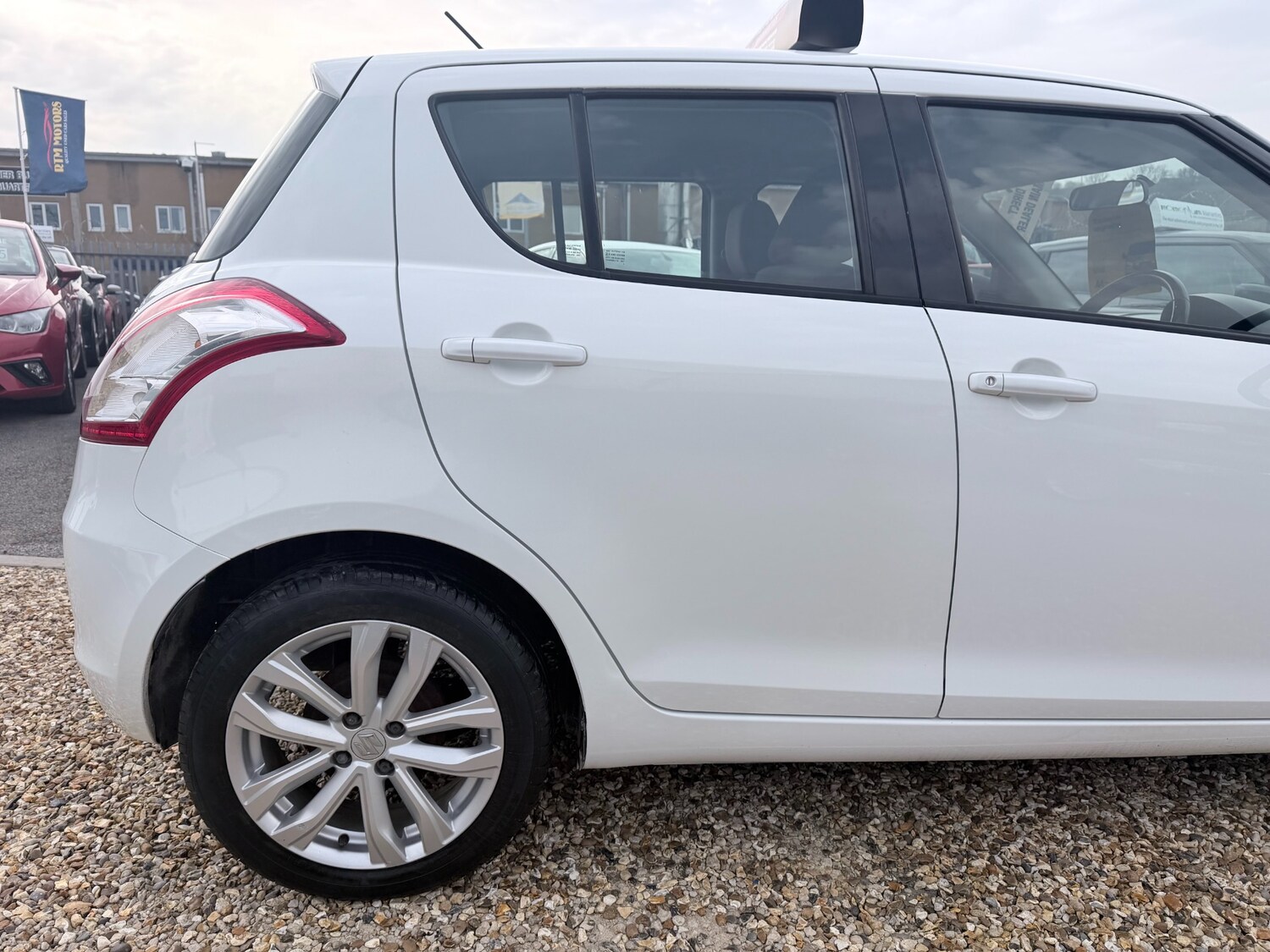 Used Suzuki Swift 2013 for sale - 77802851: Photo 20