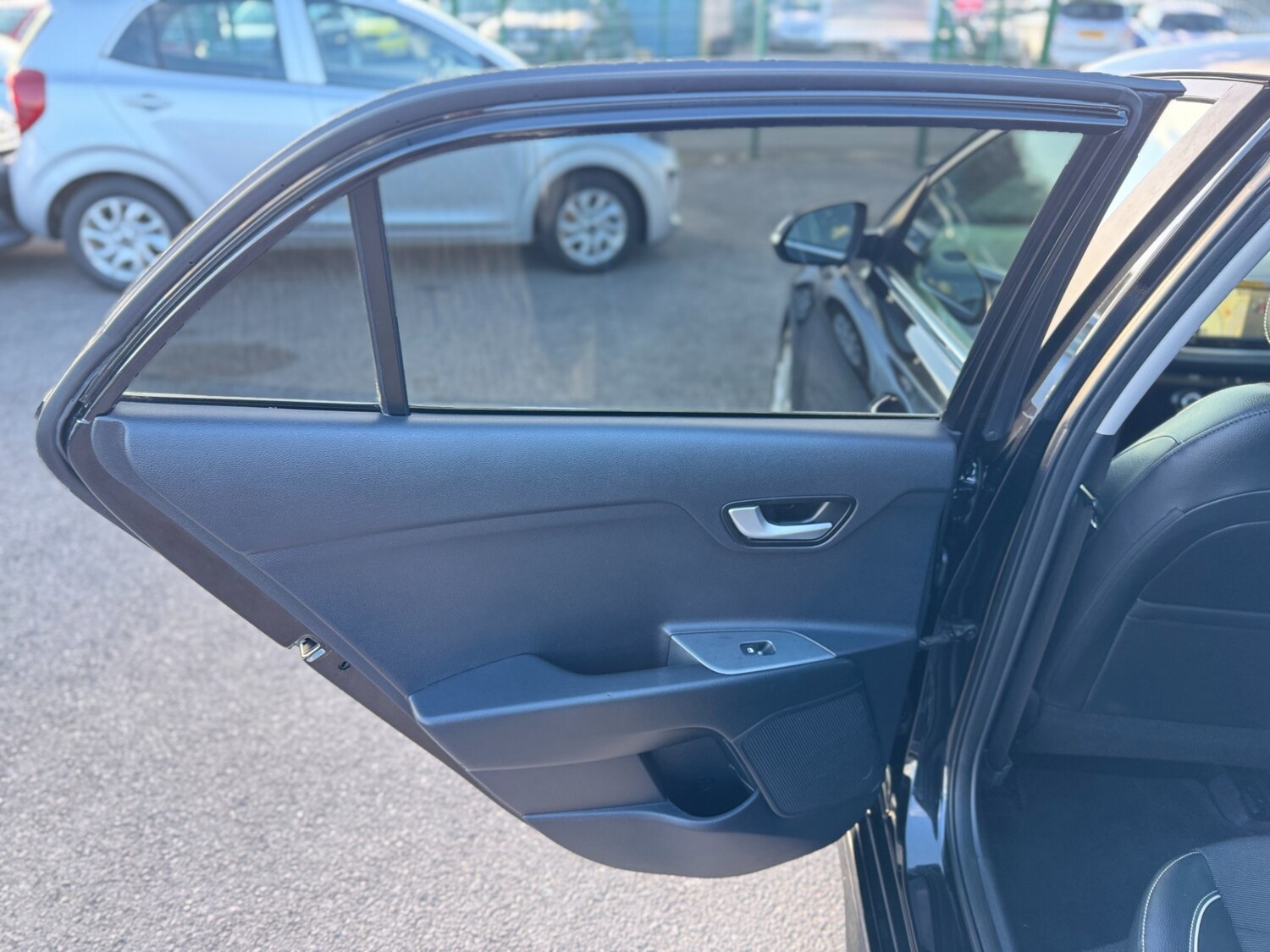 Used Kia Rio 2019 for sale - 77689524: Photo 39