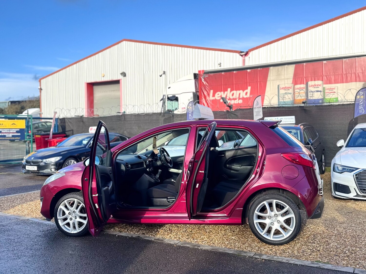 Used Mazda Mazda2 2011 for sale - 78107391: Photo 43