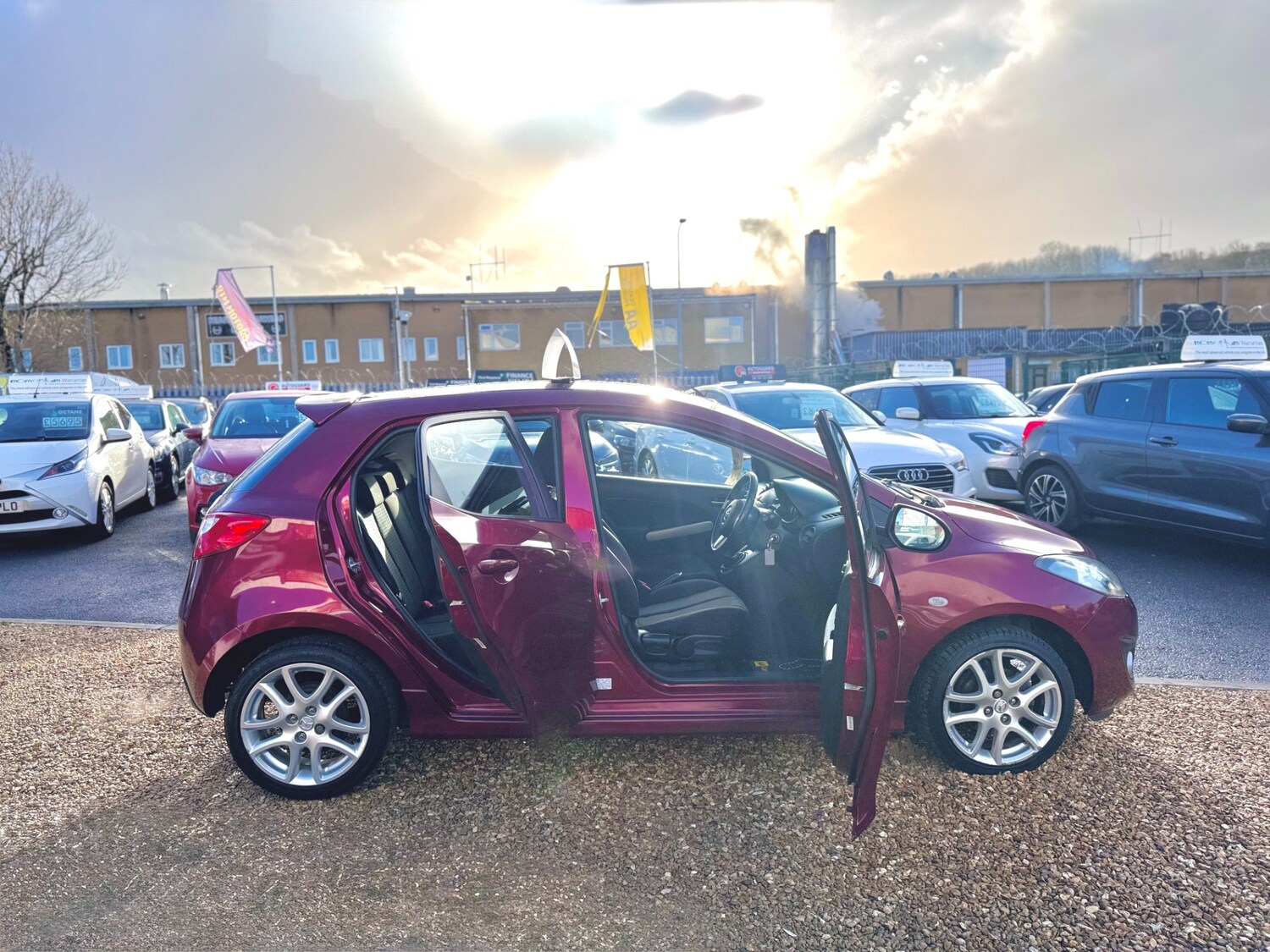 Used Mazda Mazda2 2011 for sale - 78107391: Photo 44
