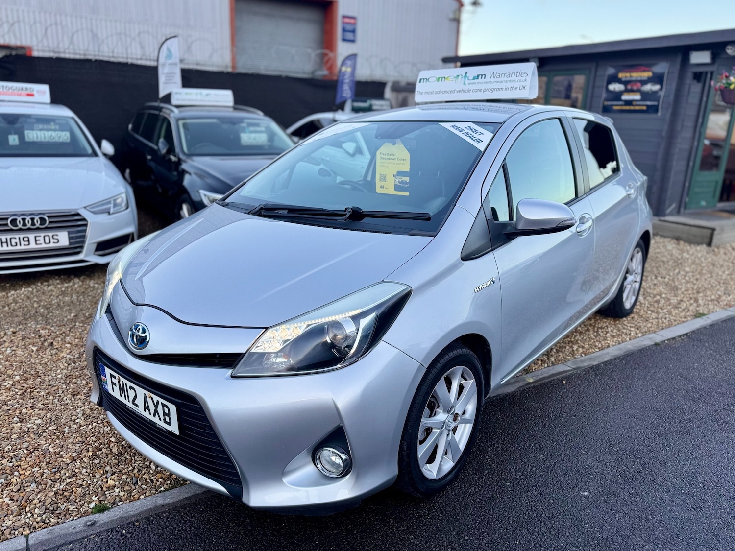 Used Toyota Yaris 2012 for sale - 76451858: Photo 17