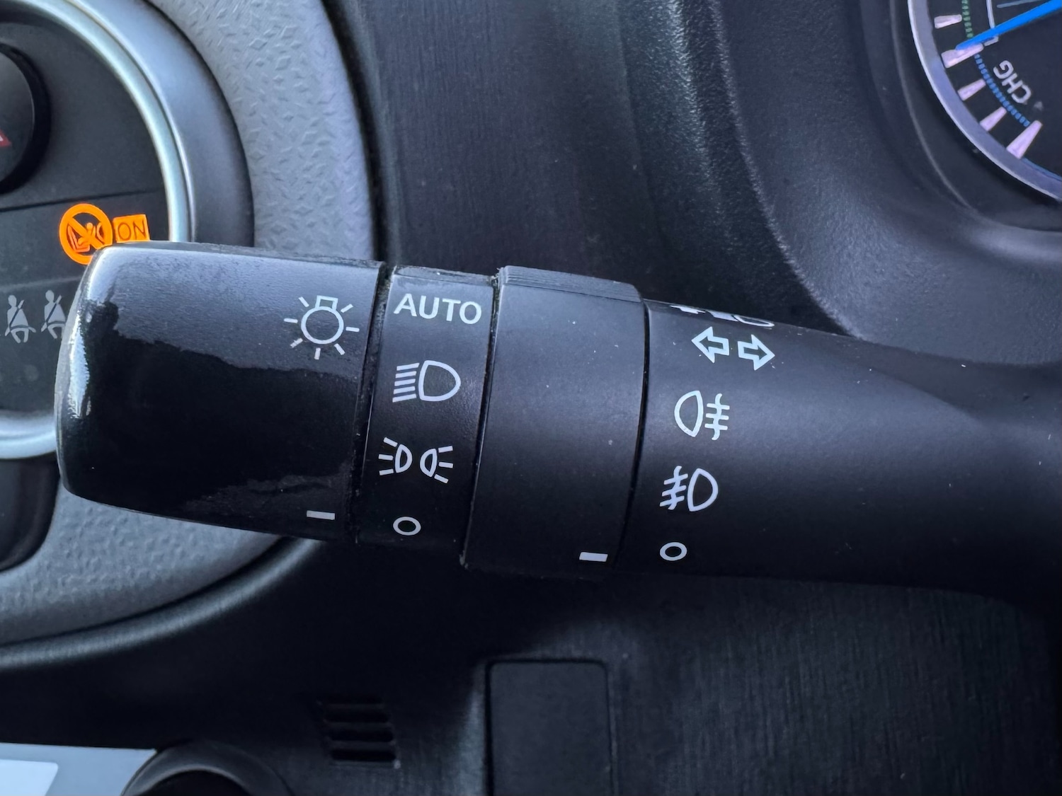 Used Toyota Yaris 2012 for sale - 76451858: Photo 32