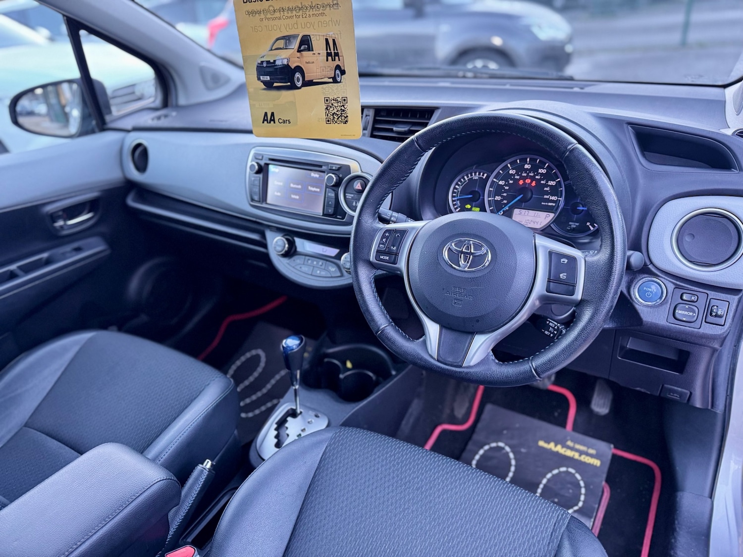 Used Toyota Yaris 2012 for sale - 76451858: Photo 39