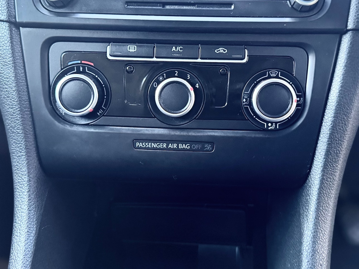 Used Volkswagen Golf 2012 for sale - 76932204: Photo 34