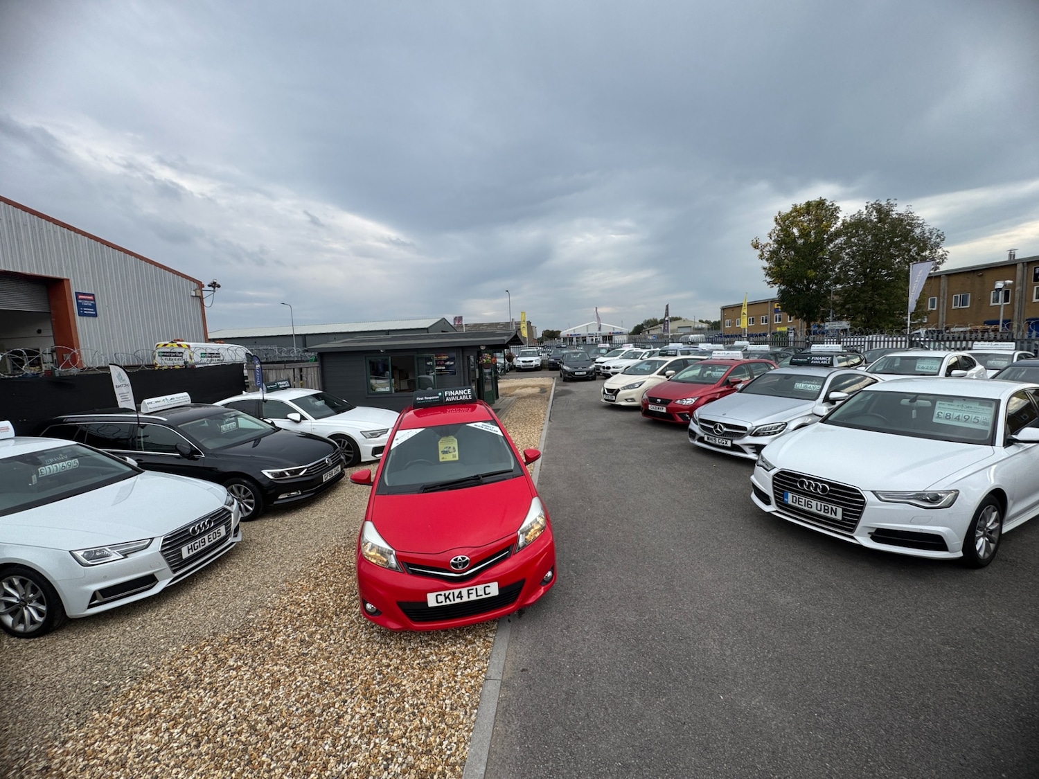 Used Toyota Yaris 2014 for sale - 76534530: Photo 50