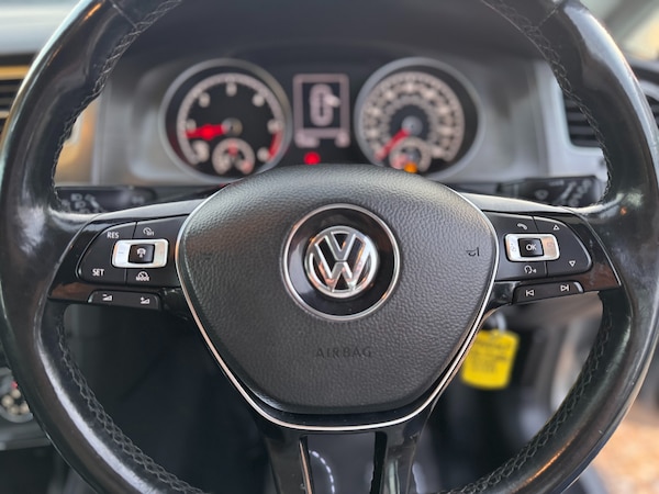 Used Volkswagen Golf 2013 for sale - 76302201: Photo 28