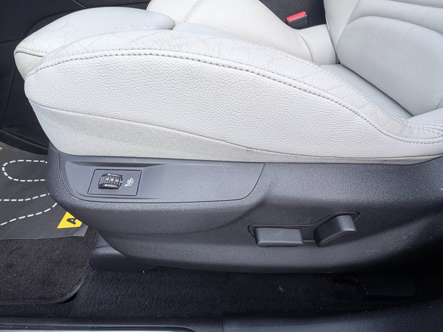 Used Citroen DS5 2013 for sale - 77846090: Photo 19