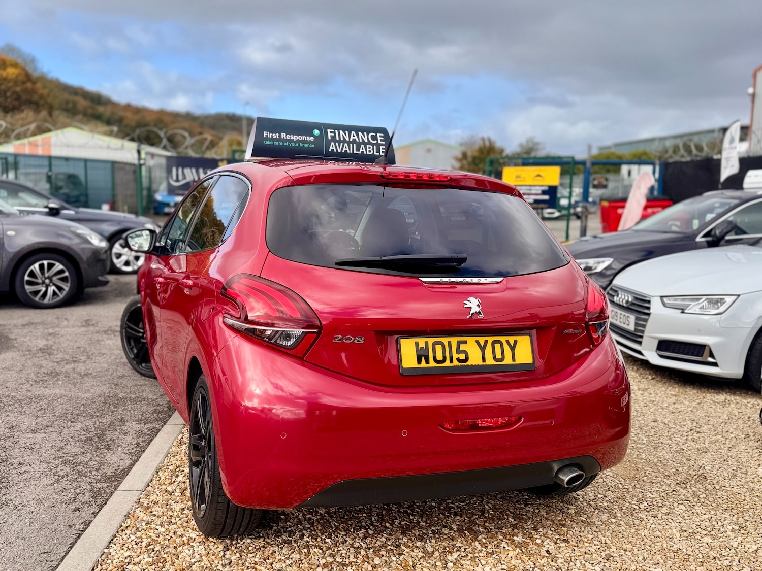 Used Peugeot 208 2015 for sale - 77502245: Photo 8