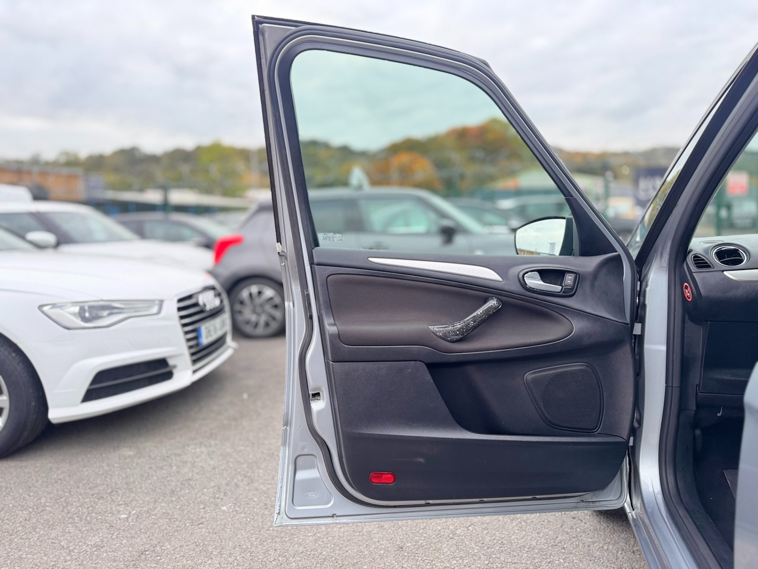 Used Ford Galaxy 2013 for sale - 76384273: Photo 44