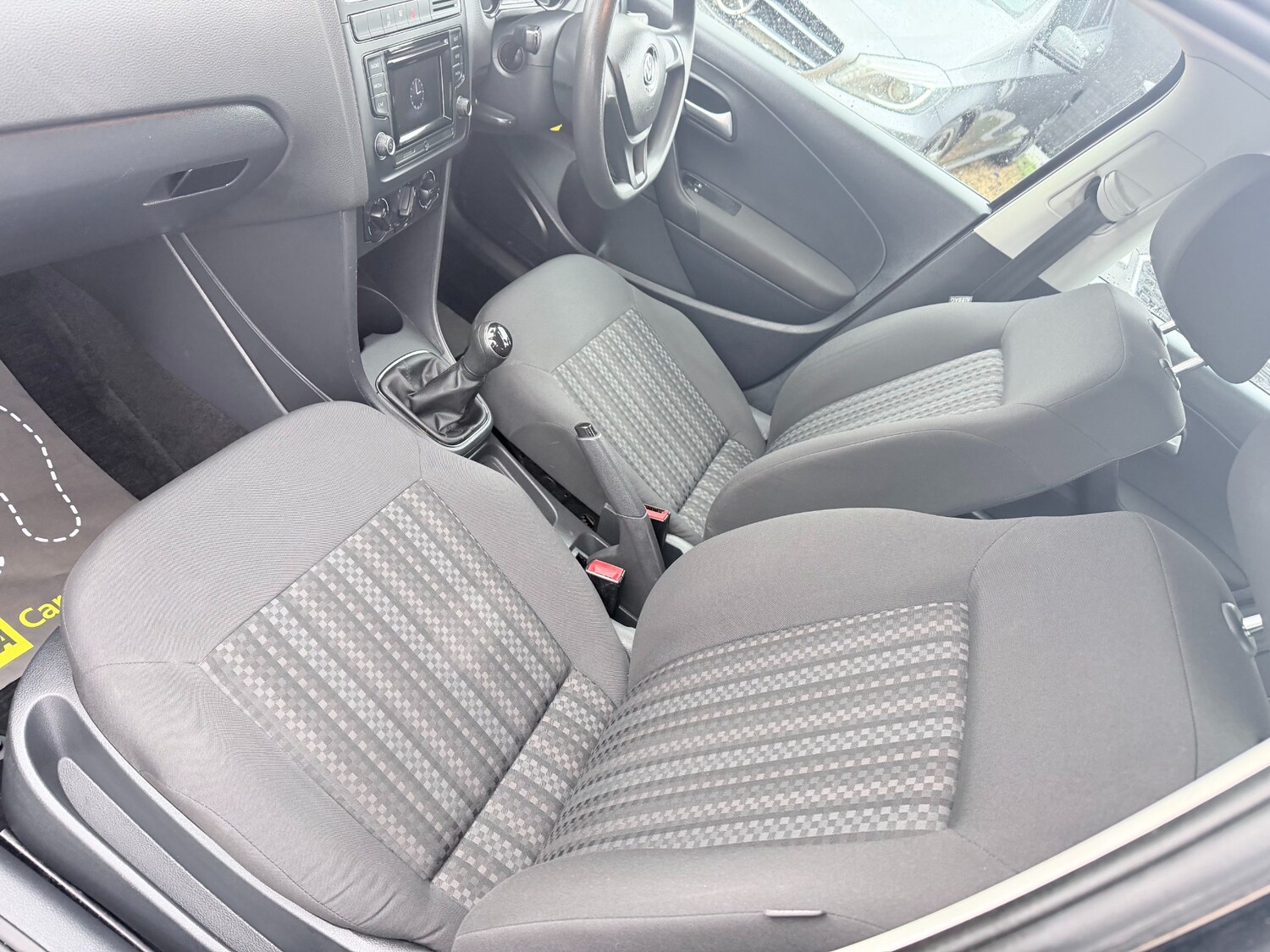 Used Volkswagen Polo 2015 for sale - 77689500: Photo 34