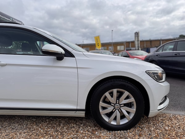 Used Volkswagen Passat 2015 for sale - 76255103: Photo 20