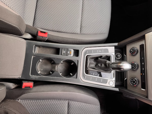Used Volkswagen Passat 2015 for sale - 76255103: Photo 34