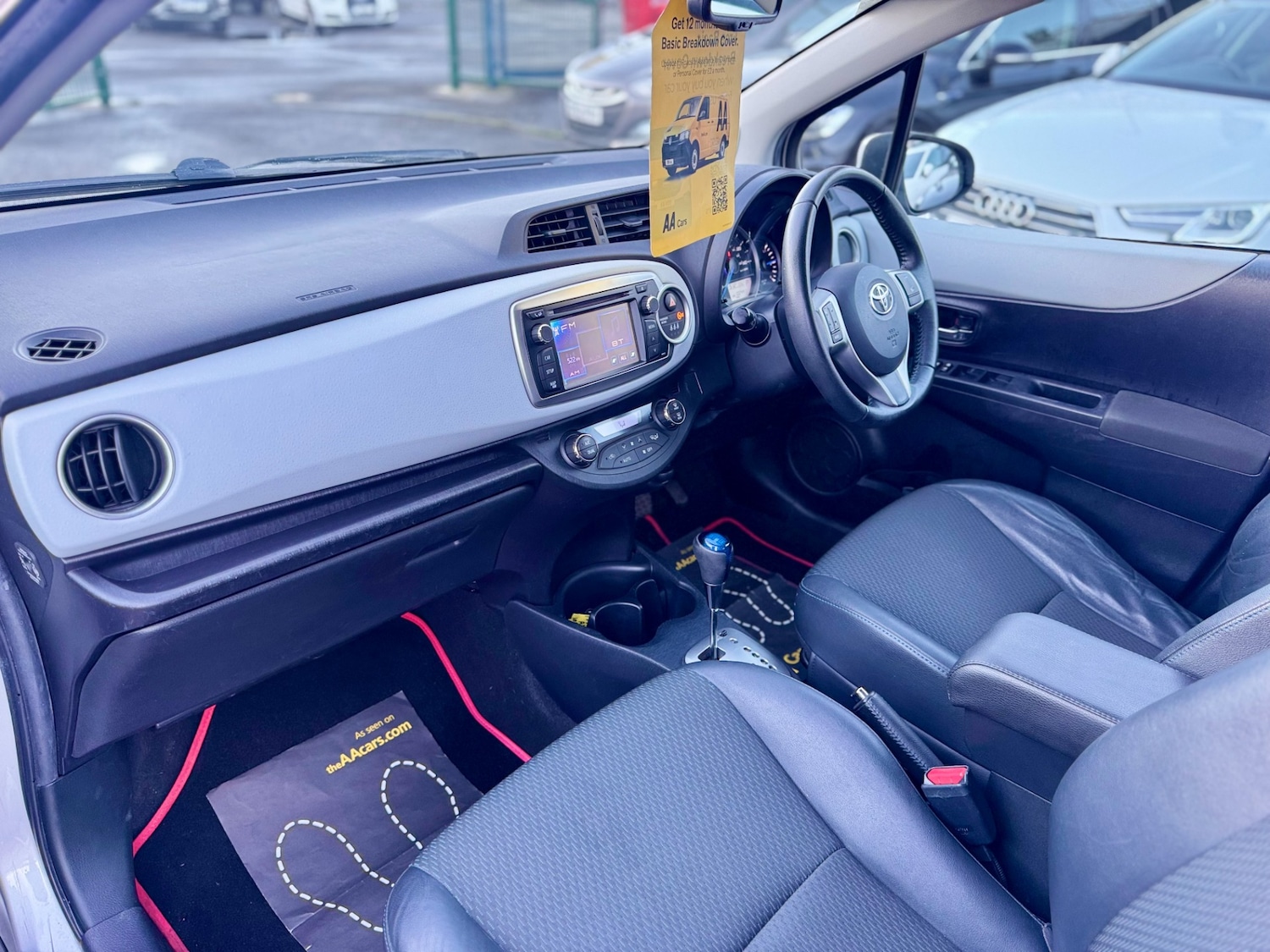 Used Toyota Yaris 2012 for sale - 76445315: Photo 19