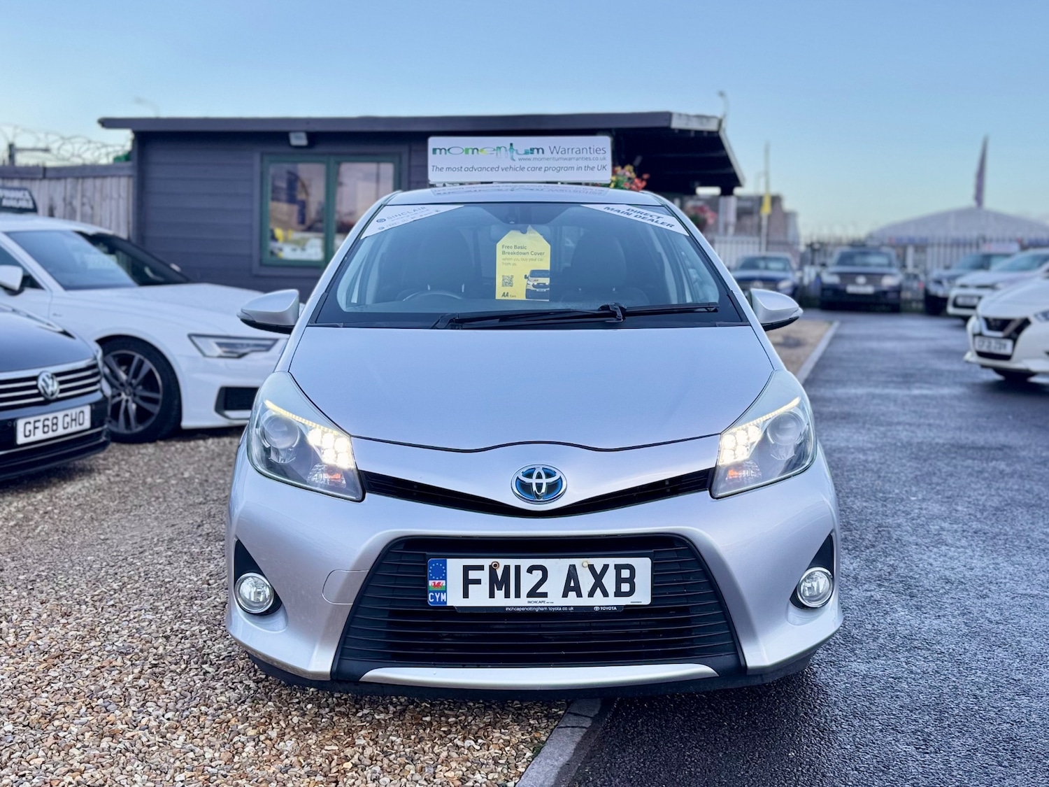 Used Toyota Yaris 2012 for sale - 76445315: Photo 2