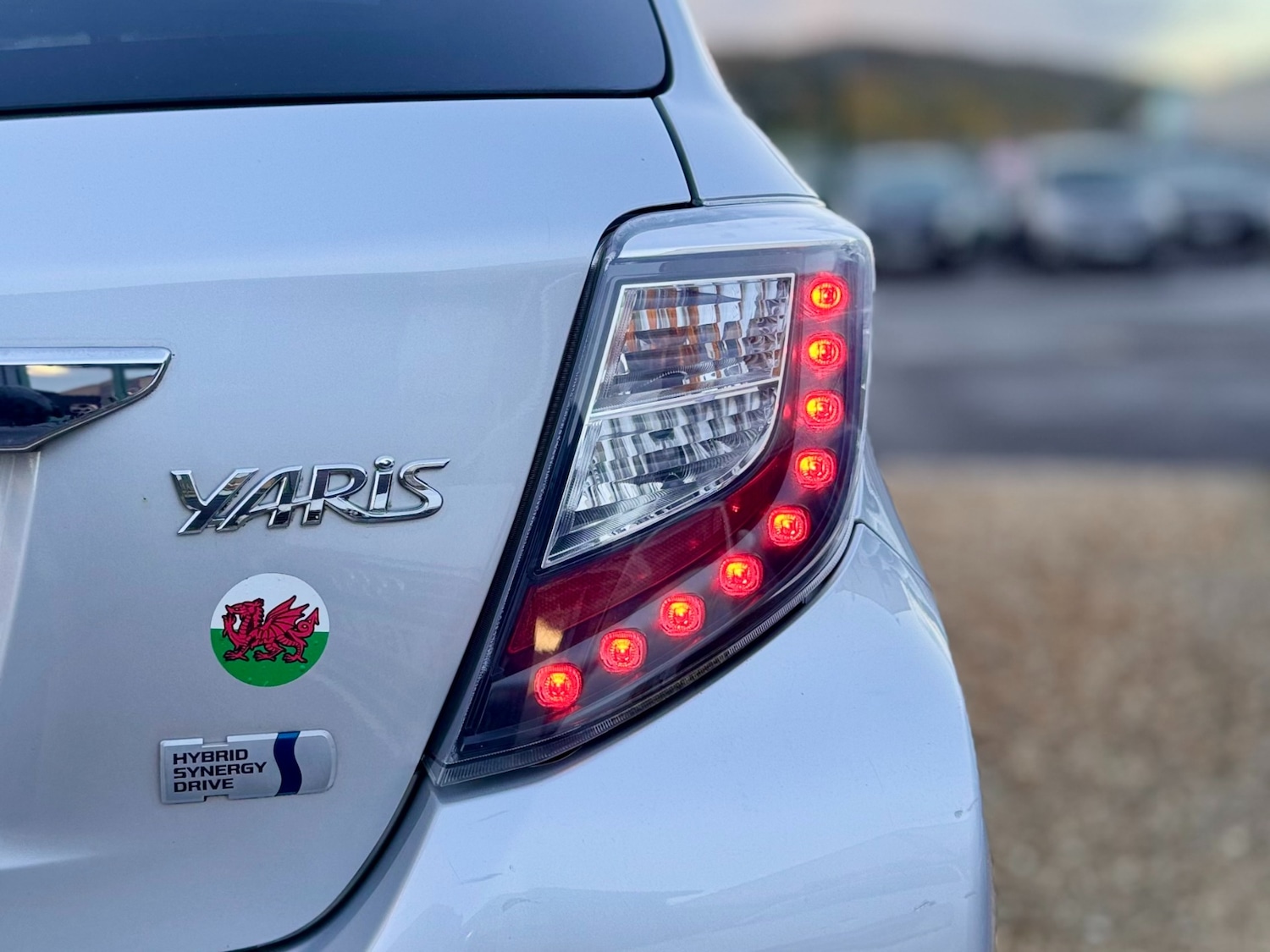 Used Toyota Yaris 2012 for sale - 76445315: Photo 49