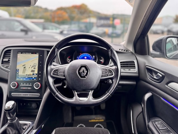 Used Renault Megane 2016 for sale - 76302500: Photo 11