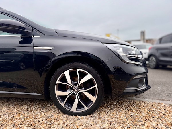 Used Renault Megane 2016 for sale - 76302500: Photo 21