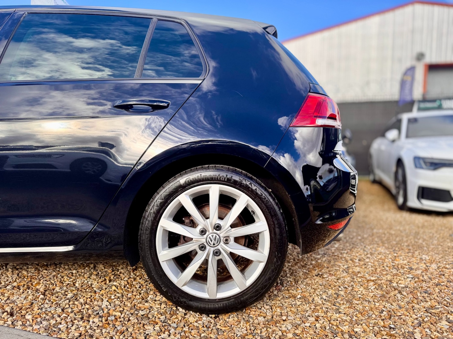 Used Volkswagen Golf 2015 for sale - 76859576: Photo 23