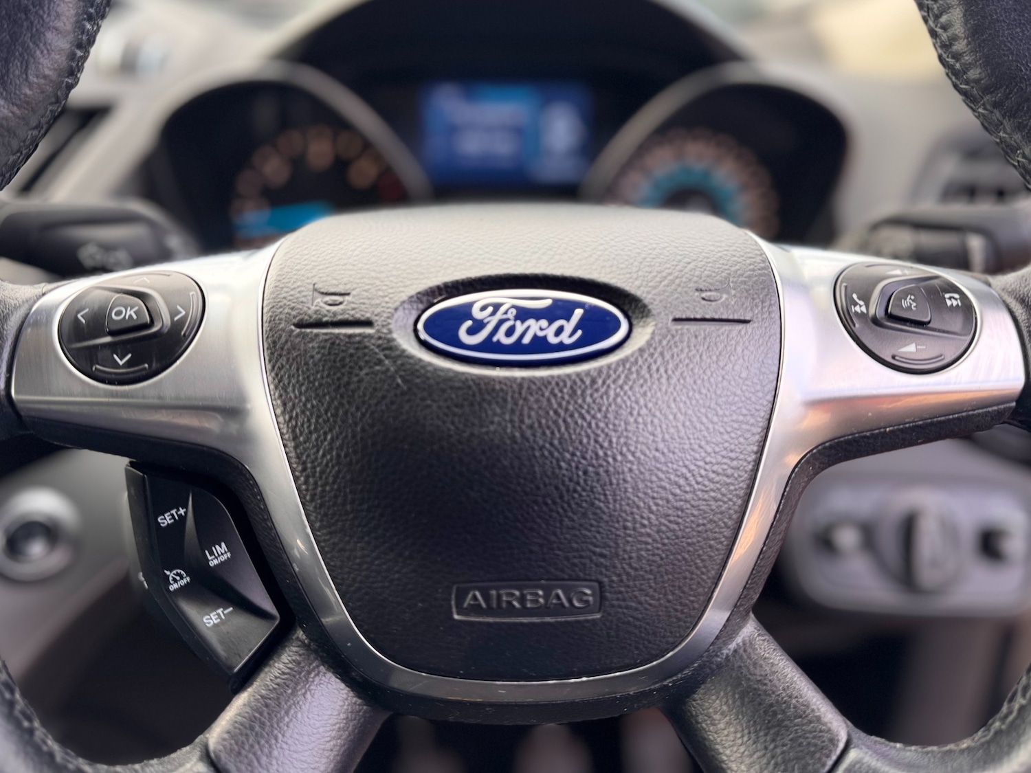 Used Ford Kuga 2014 for sale - 77014703: Photo 30