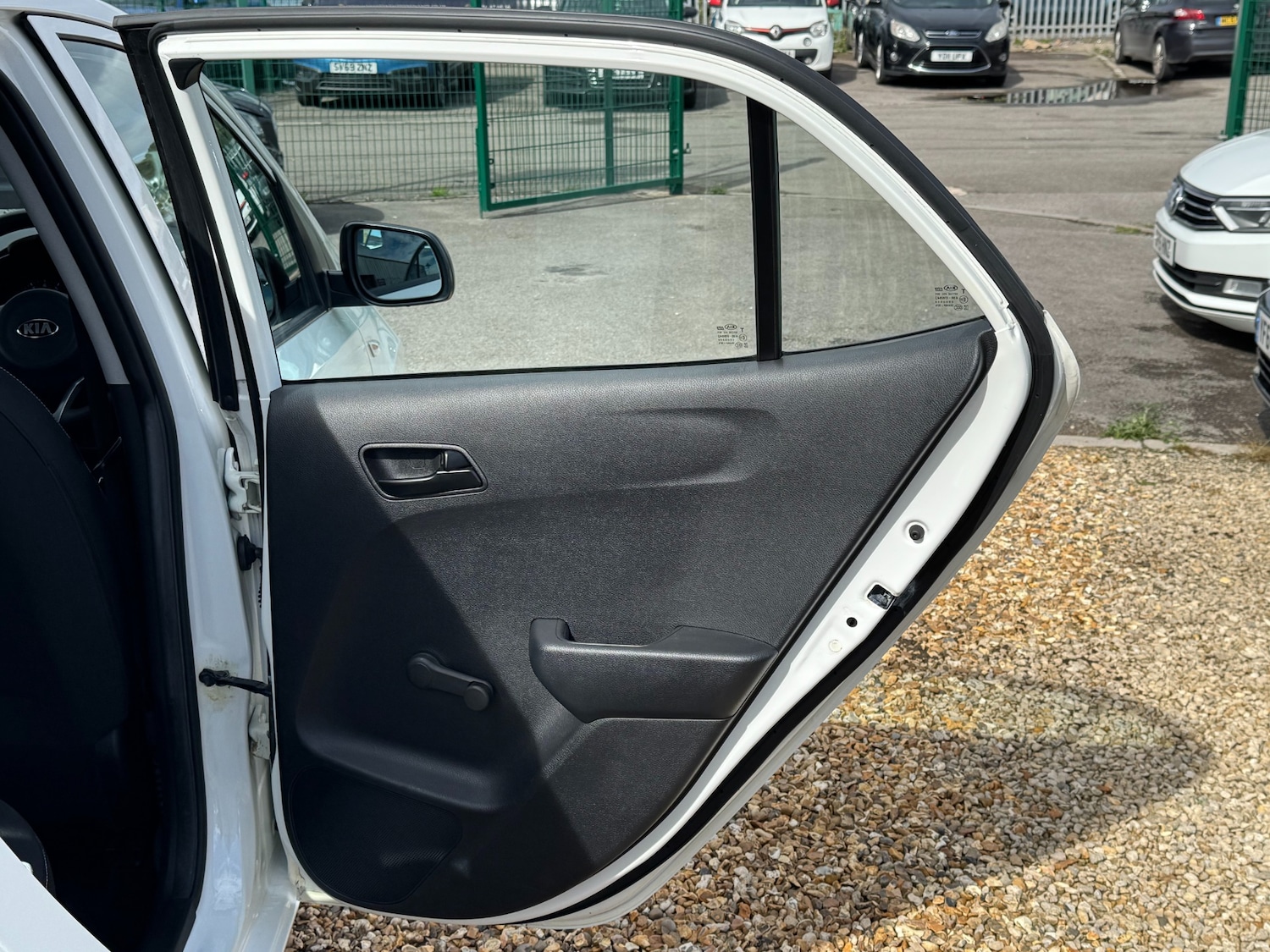 Used Kia Picanto 2018 for sale - 76193513: Photo 35