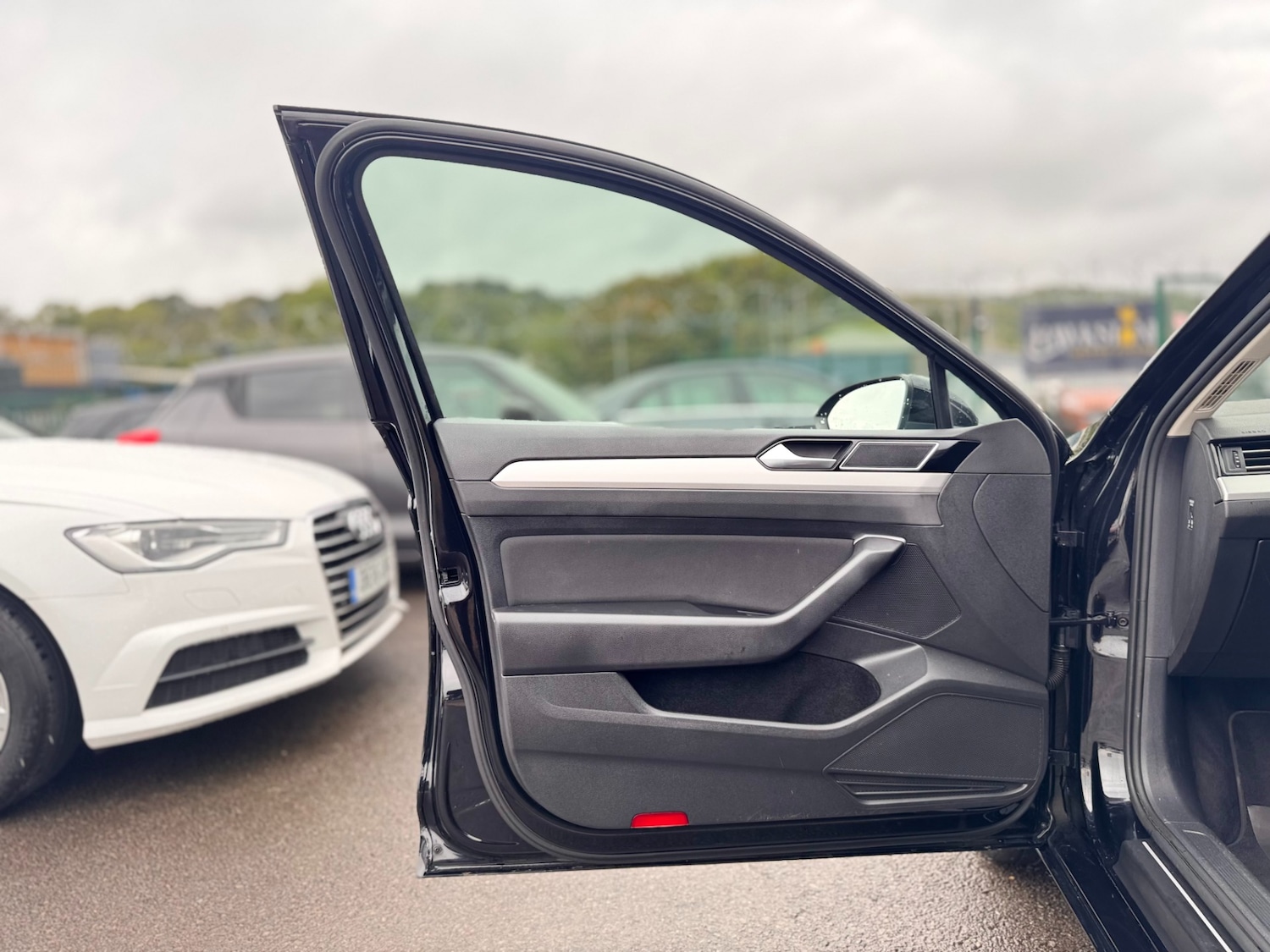 Used Volkswagen Passat 2018 for sale - 76600045: Photo 44