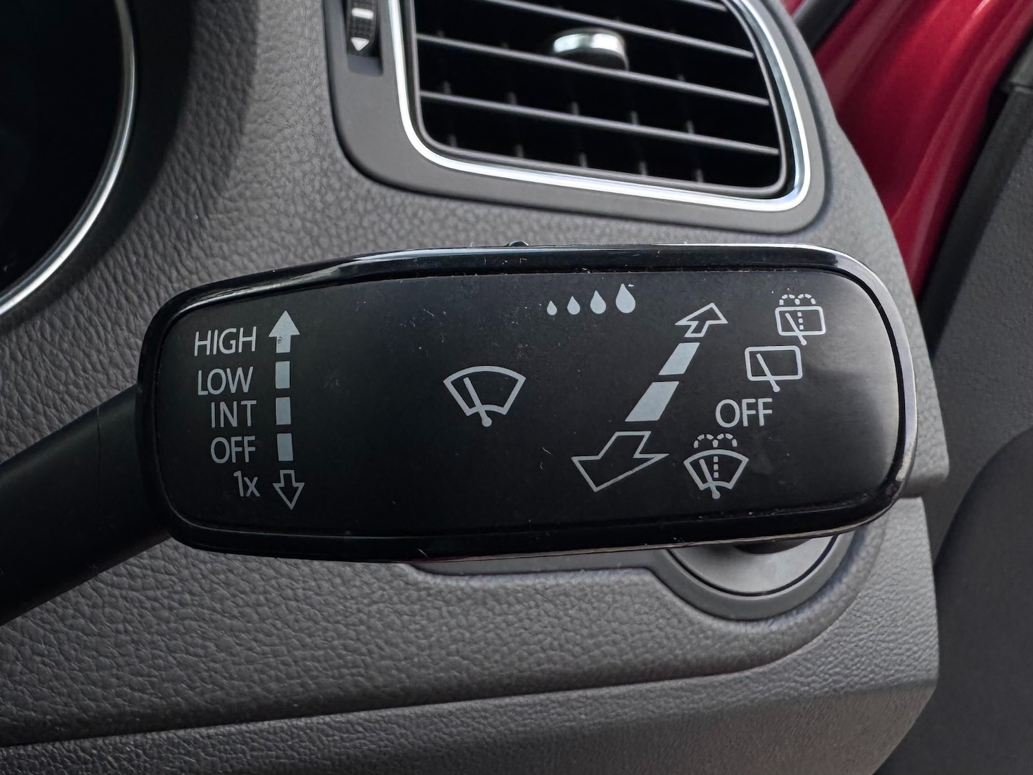 Used Volkswagen Polo 2015 for sale - 77379404: Photo 31