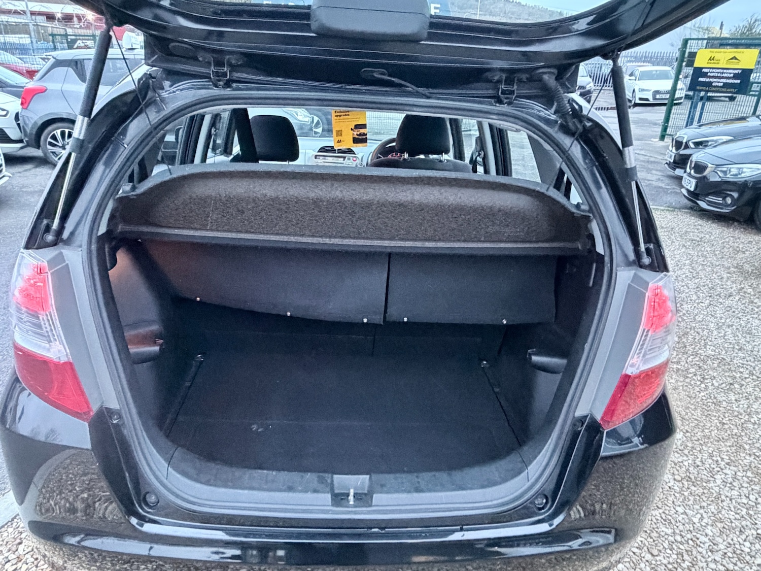 Used Honda Jazz 2009 for sale - 77562634: Photo 18