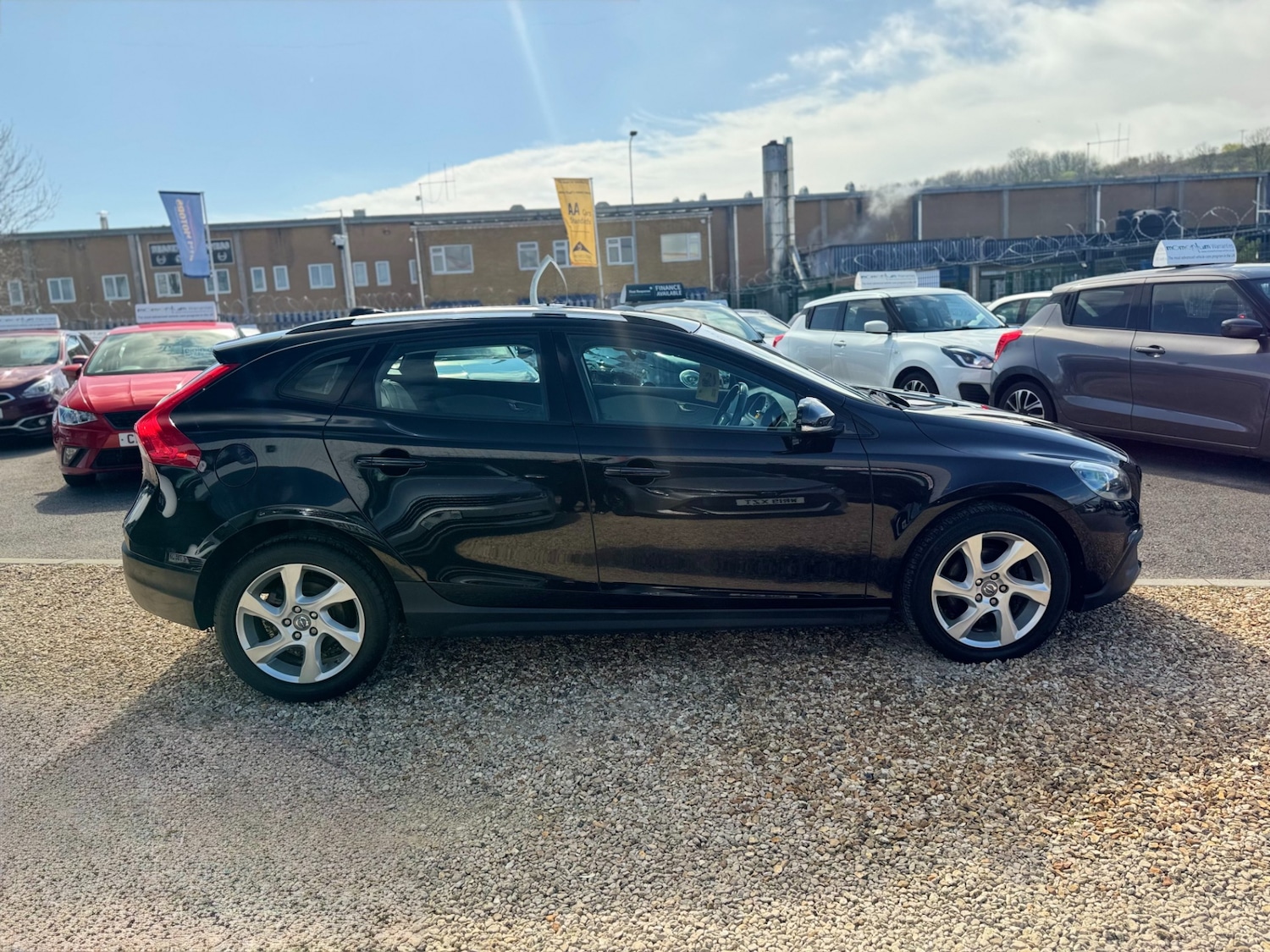 Used Volvo V40 2014 for sale - 78144695: Photo 13