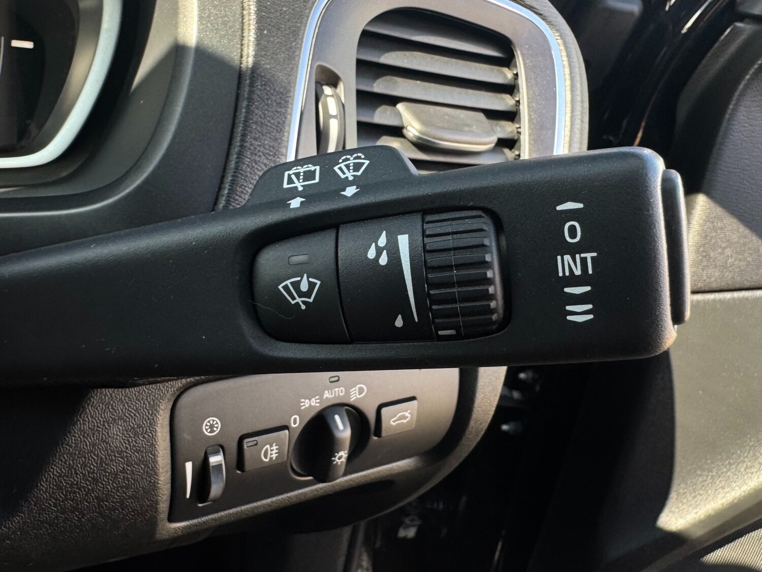 Used Volvo V40 2014 for sale - 78144695: Photo 31