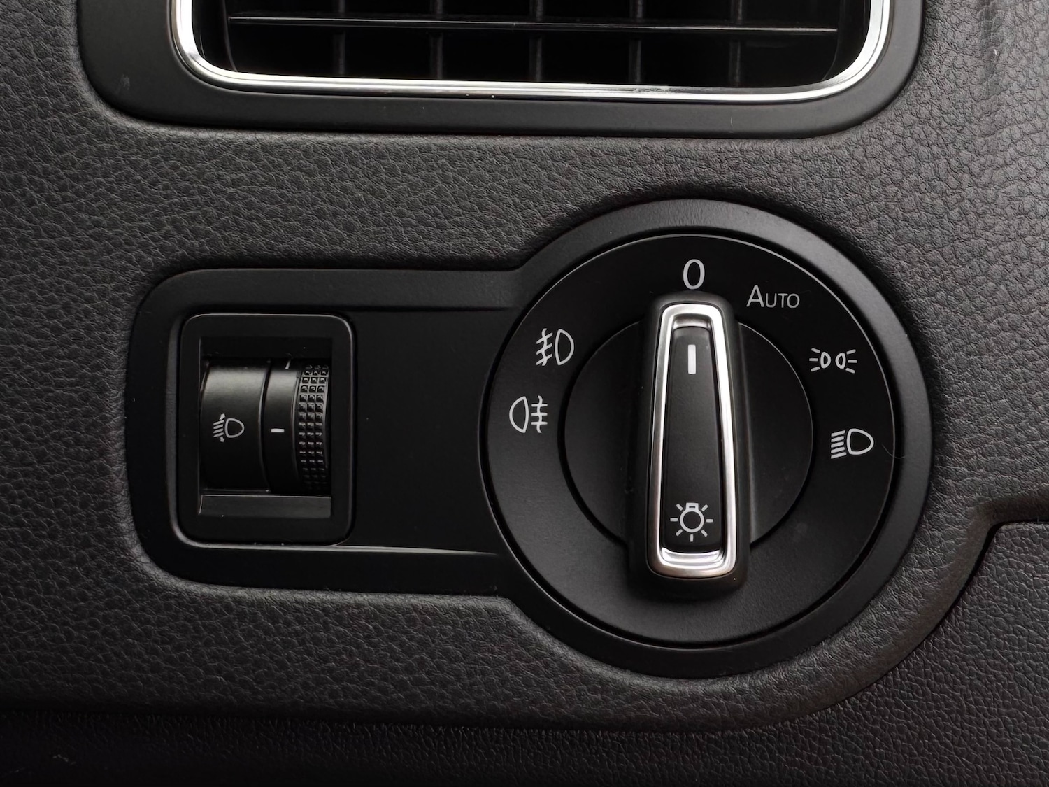 Used Volkswagen Polo 2017 for sale - 76859886: Photo 27