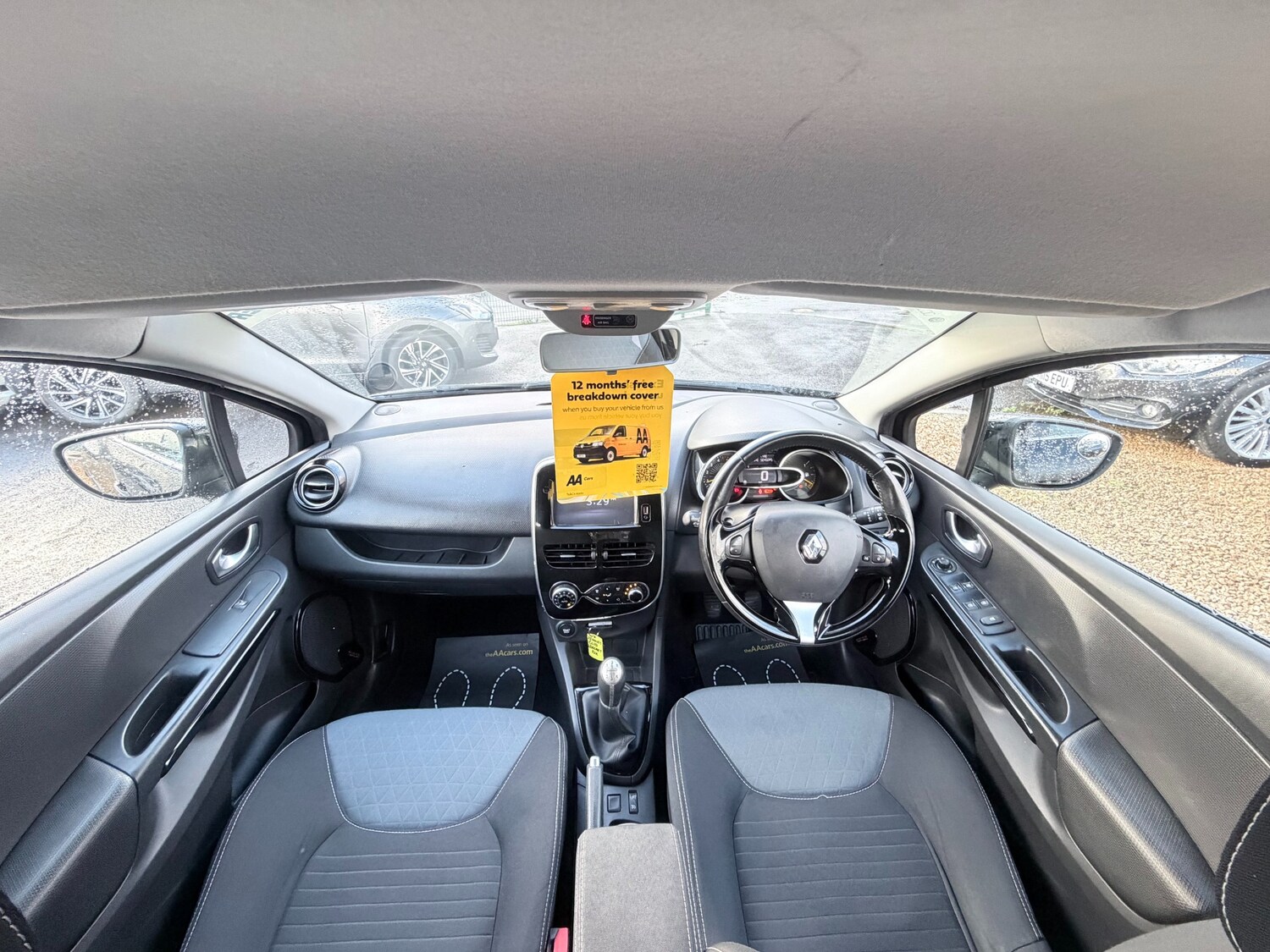 Used Renault Clio 2015 for sale - 77640314: Photo 10