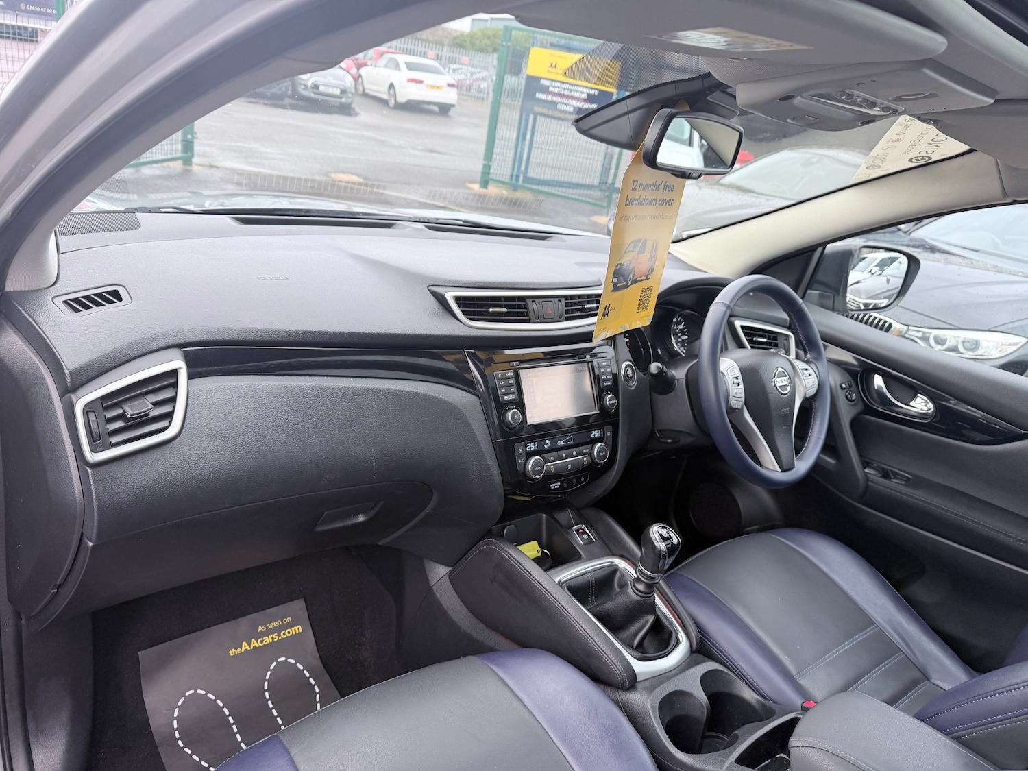 Used Nissan Qashqai 2017 for sale - 77640509: Photo 18