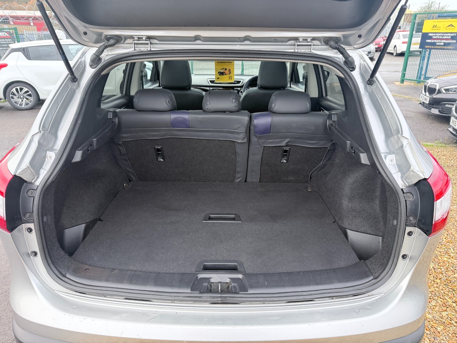 Used Nissan Qashqai 2017 for sale - 77640509: Photo 19