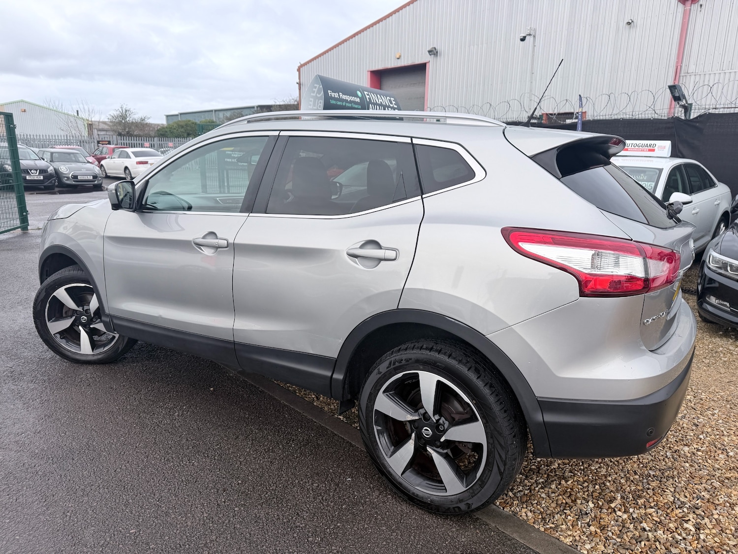Used Nissan Qashqai 2017 for sale - 77640509: Photo 6
