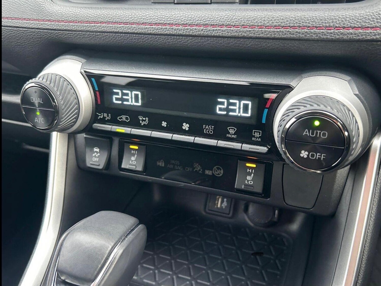 Used Toyota RAV4 for sale - 77425999: Photo 13