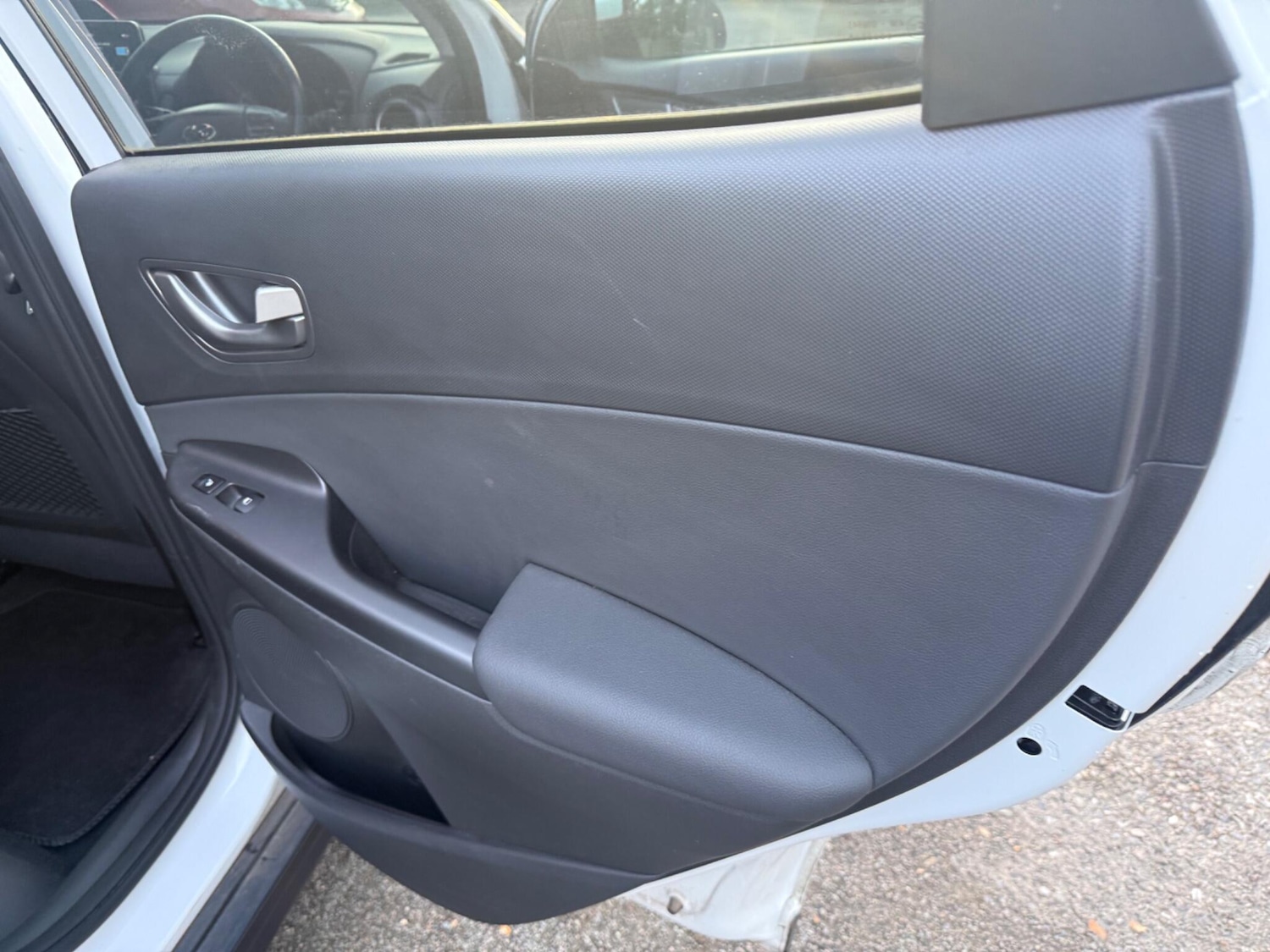 Used Hyundai KONA 2020 for sale - 77315080: Photo 29