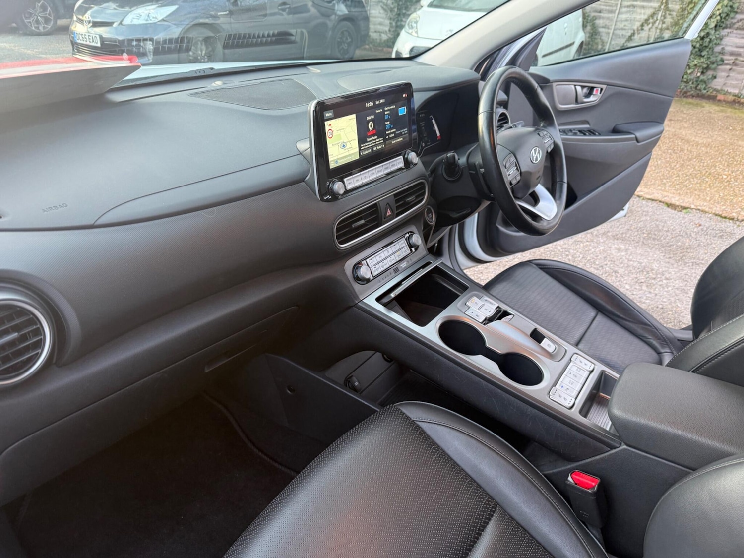 Used Hyundai KONA 2020 for sale - 77315080: Photo 37