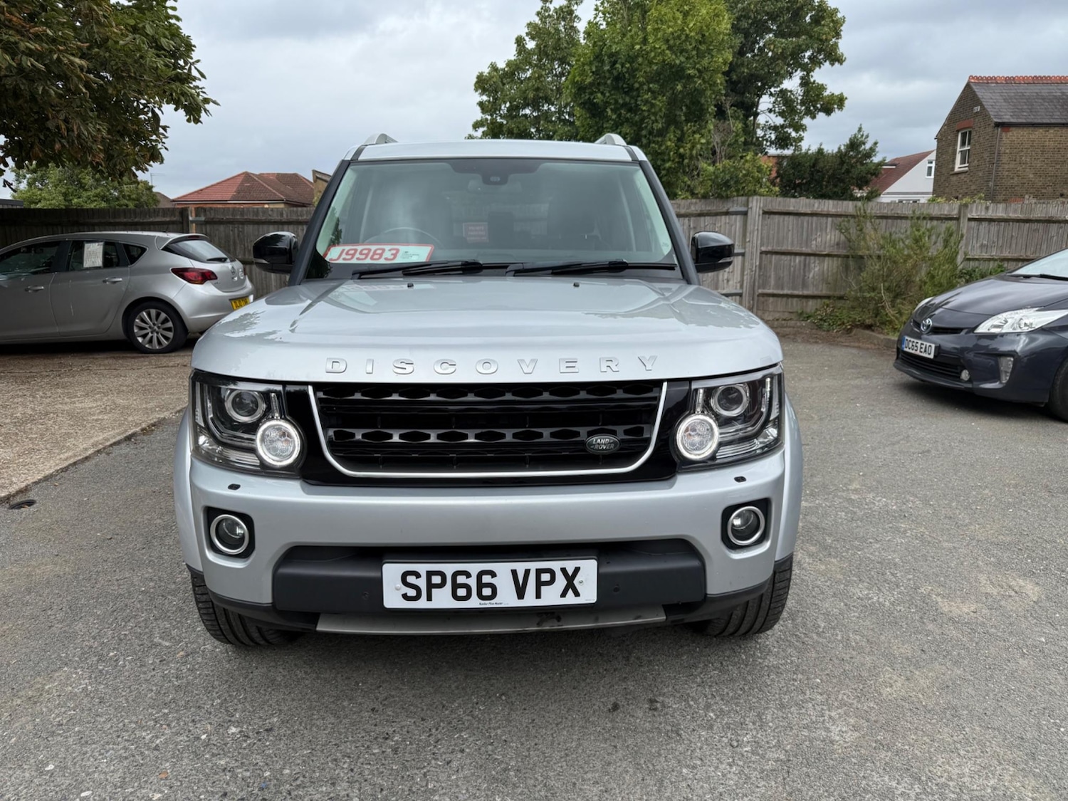 Used Land Rover Discovery 2016 for sale - 76623132: Photo 14