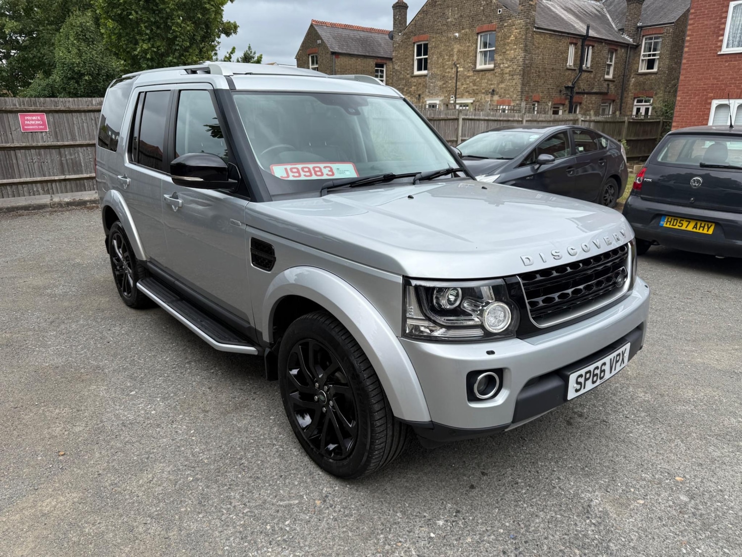 Used Land Rover Discovery 2016 for sale - 76623132: Photo 15