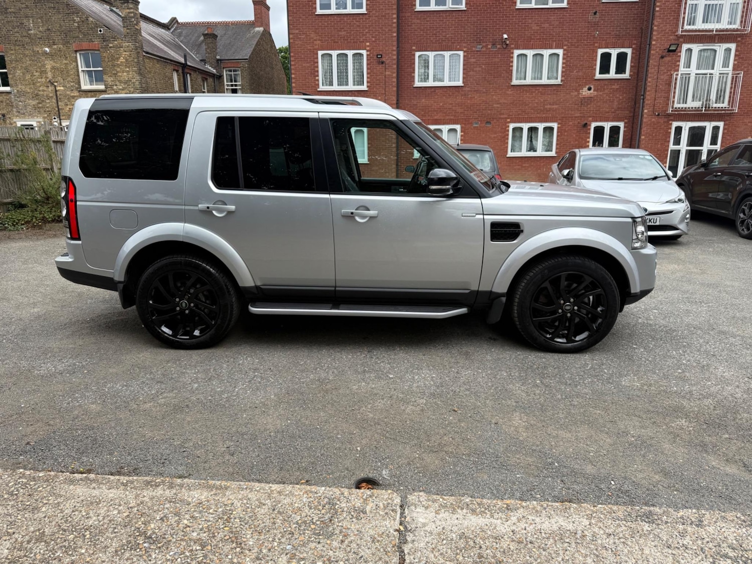 Used Land Rover Discovery 2016 for sale - 76623132: Photo 18