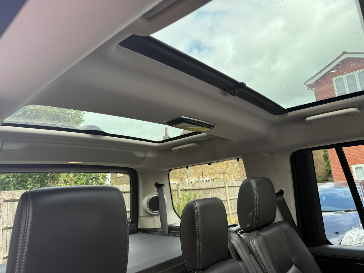 Used Land Rover Discovery 2016 for sale - 76623132: Photo 39