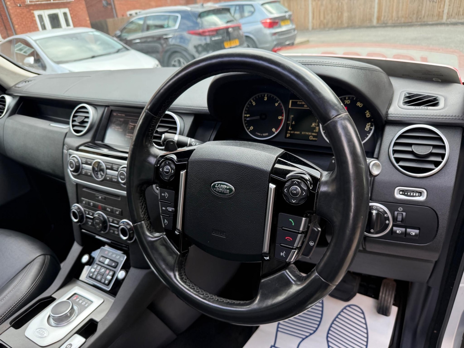 Used Land Rover Discovery 2016 for sale - 76623132: Photo 45