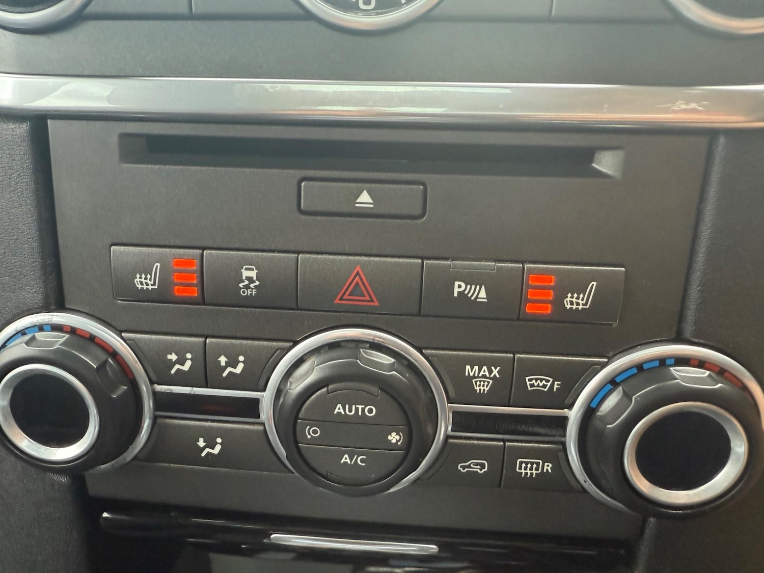 Used Land Rover Discovery 2016 for sale - 76623132: Photo 54