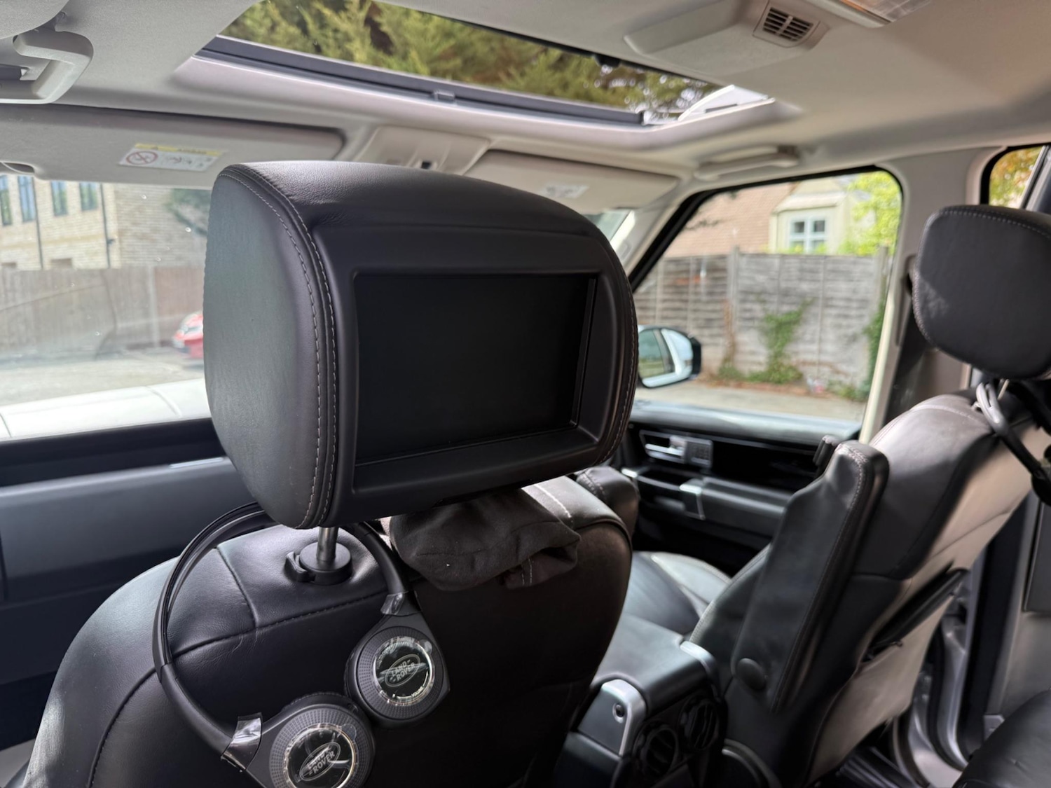 Used Land Rover Discovery 2016 for sale - 76623132: Photo 6