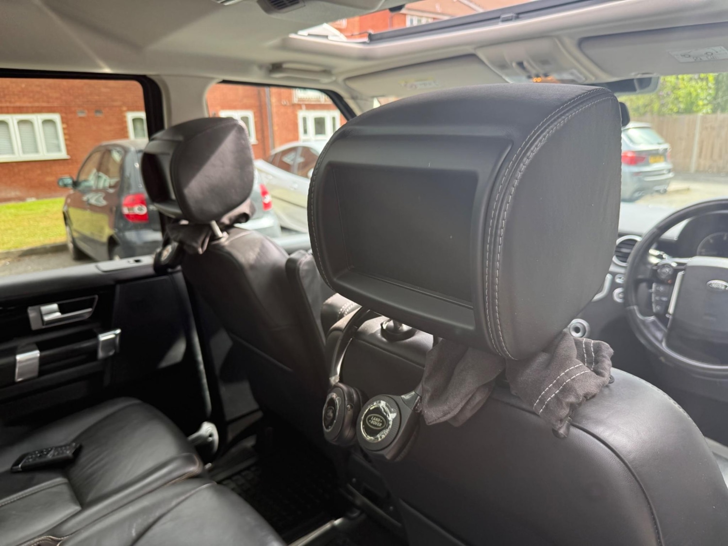 Used Land Rover Discovery 2016 for sale - 76623132: Photo 8