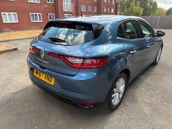 Used Renault Megane 2017 for sale - 79576220: Photo